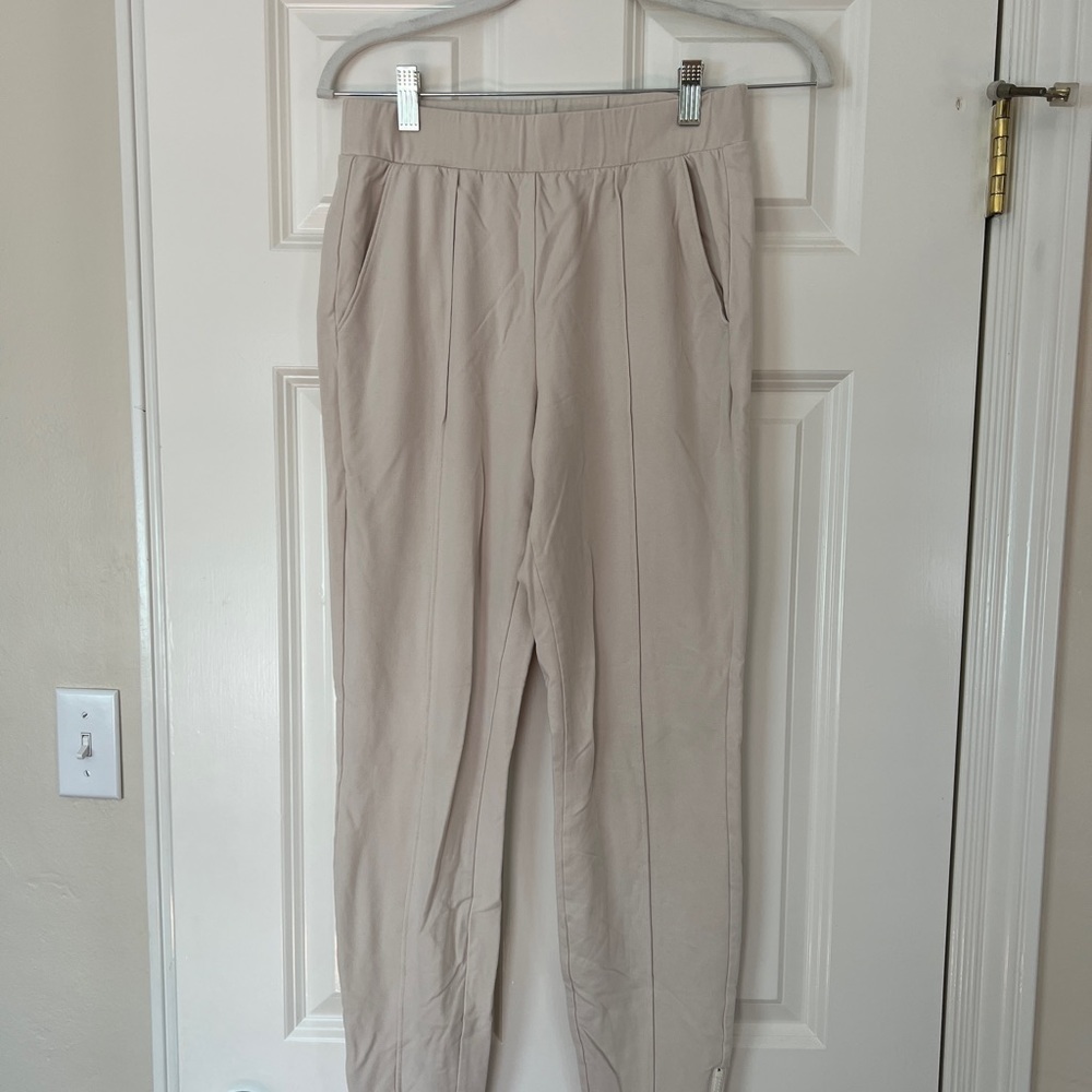 Alo Yoga Propeler Joggers - Bone S - Picture 3 of 4